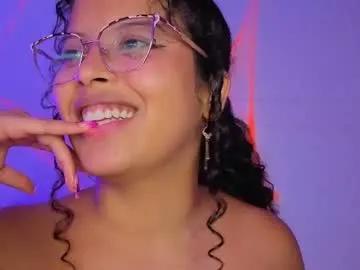 Little_lilith_apple from Chaturbate