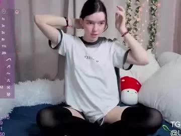 little_teya from Chaturbate