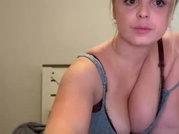 Littlebearae from Chaturbate