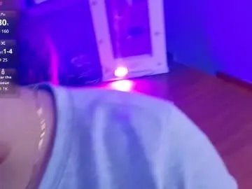 littlee_red from Chaturbate