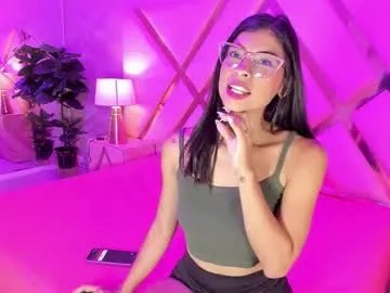 lolapierce on Chaturbate 