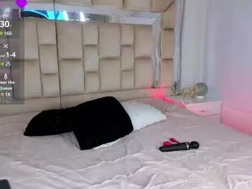 Naked Room loreana69 