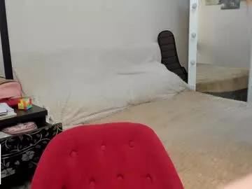 luluu_l from Chaturbate