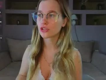 lynntiny on Chaturbate 