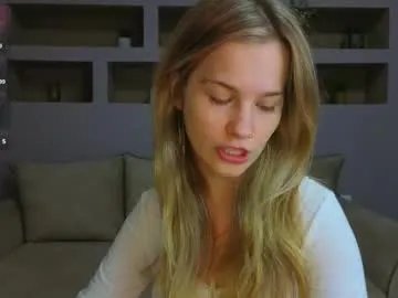 lynntiny on Chaturbate 