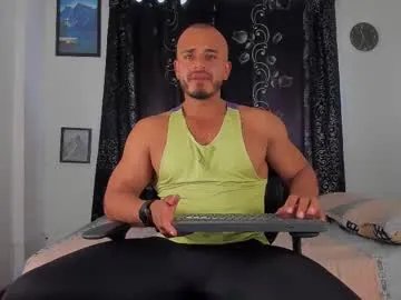 magnusclark from Chaturbate