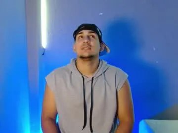 massimo_vidal from Chaturbate