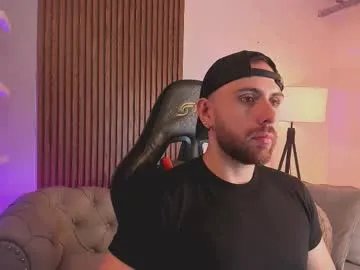 maximo_wolf1 from Chaturbate