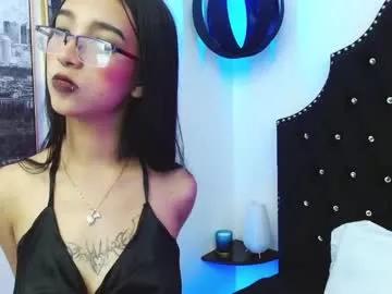 Naked Room megan_saint 
