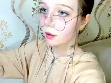 melmooon on Chaturbate 