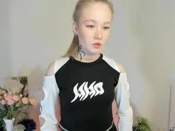 melodievejar from Chaturbate