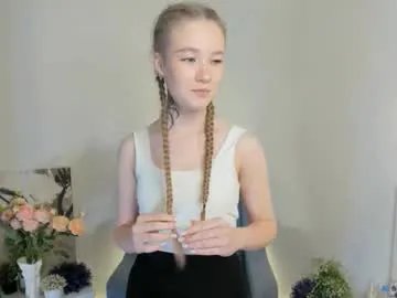 melodievejar from Chaturbate