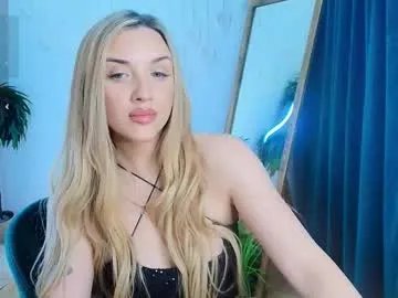 Freechat mi1a_ on Chaturbate