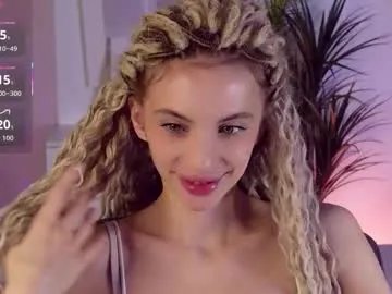 mia_silk from Chaturbate