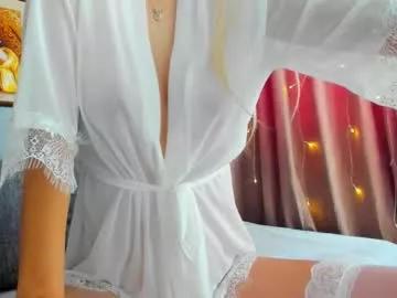 miissblonde from Chaturbate