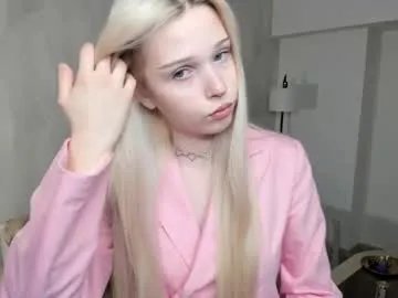 mikaelataron from Chaturbate