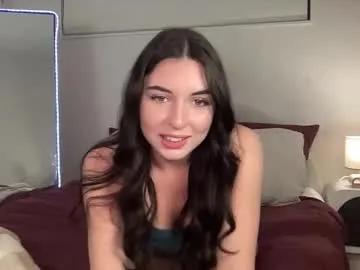 Mollyy2006 from Chaturbate