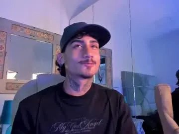 mr_strike from Chaturbate