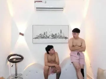 naughty_pearls from Chaturbate