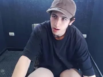 noah_sokolov from Chaturbate