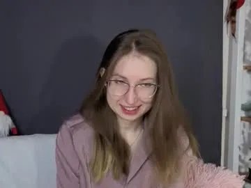 oliviavele from Chaturbate