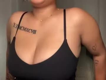 oohhellothere from Chaturbate