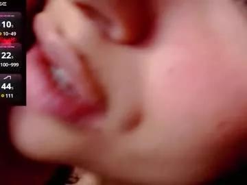 P_o_l_e_t_t from Chaturbate