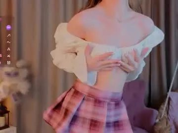 pearl_bloom from Chaturbate
