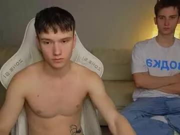 pupsenish from Chaturbate