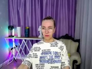 queen_a_n_i from Chaturbate