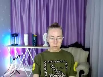 queen_a_n_i from Chaturbate