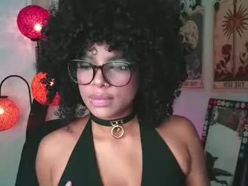 raven_luv from Chaturbate