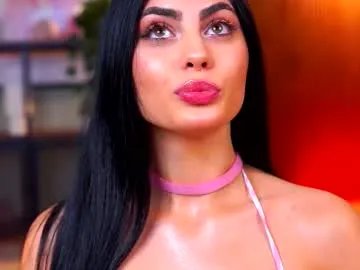 ravennadarcy from Chaturbate