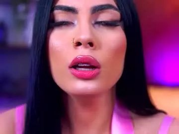 ravennadarcy from Chaturbate