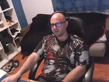 ravingr3d3 from Chaturbate