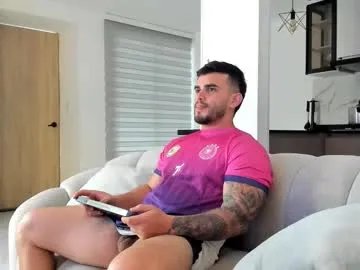 ricardogonzalez666 from Chaturbate