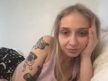 rosepuzzy69 from Chaturbate