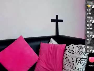 Naked Room rumiliya 
