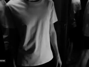 sauntper from Chaturbate