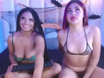 scarletandroxanecs from Chaturbate