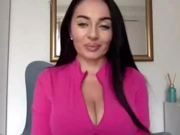 sensuallstella from Chaturbate