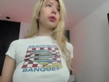 serene_waves on Chaturbate 