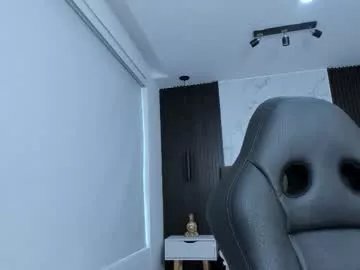 serene_waves on Chaturbate 