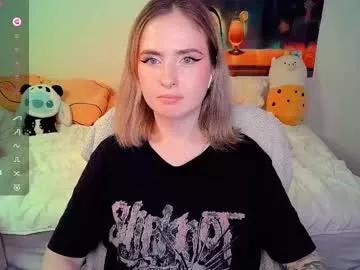 Naked Room shyfoxxxy 