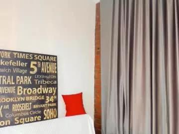 Naked Room silkencrave 
