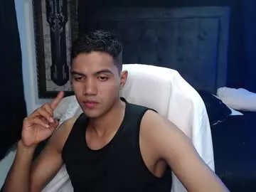 simple_guyy from Chaturbate