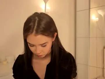 slyshypie on Chaturbate 