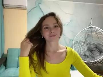Naked Room smiling_riddle 
