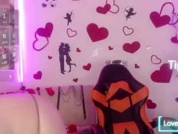 sofiacurvy45 from Chaturbate