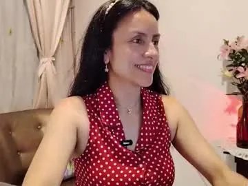 sofibelladelavega from Chaturbate